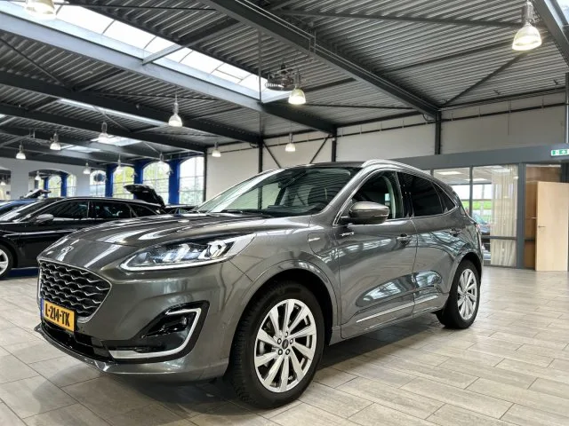 Ford Kuga (2021) — foto 1