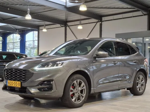 Ford Kuga (2023) — foto 1