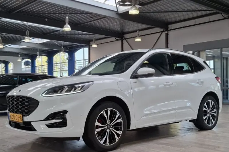 Ford Kuga (2022)