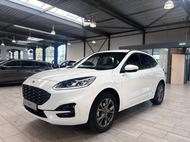 Ford Kuga (2022) — foto 1