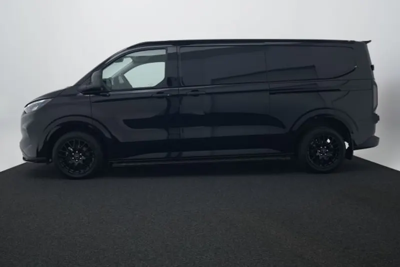 Ford Transit Custom (2024)