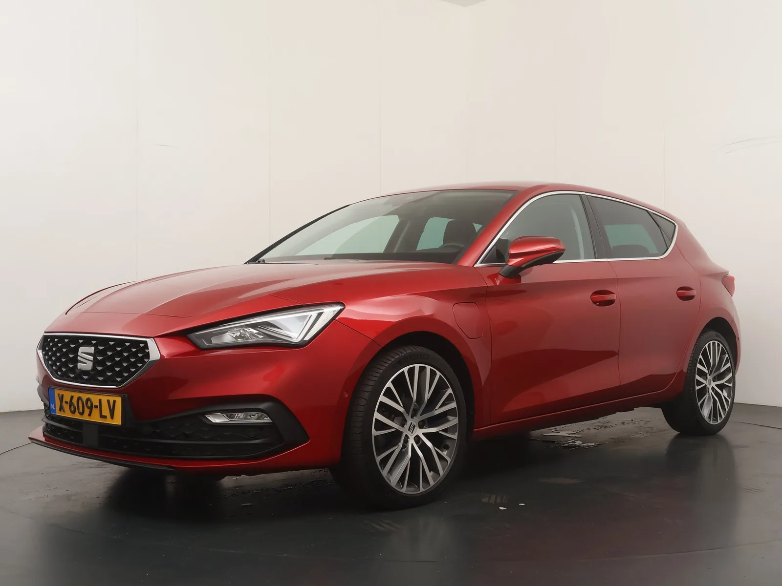 SEAT Leon (2021) — foto 1