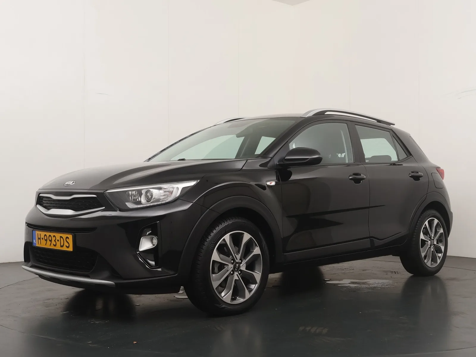 Kia Stonic (2020) — foto 1