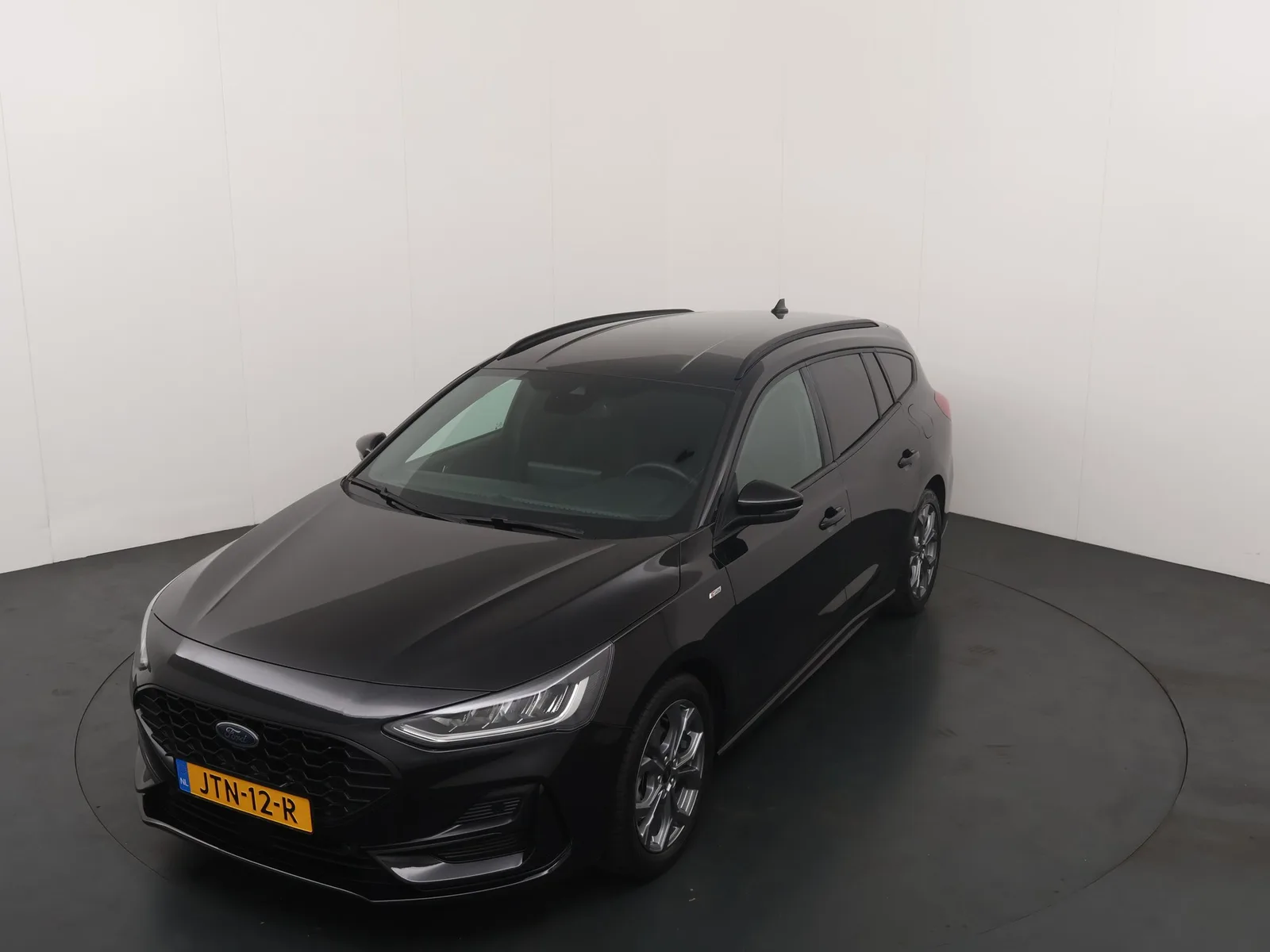 Ford Focus (2023) — foto 1