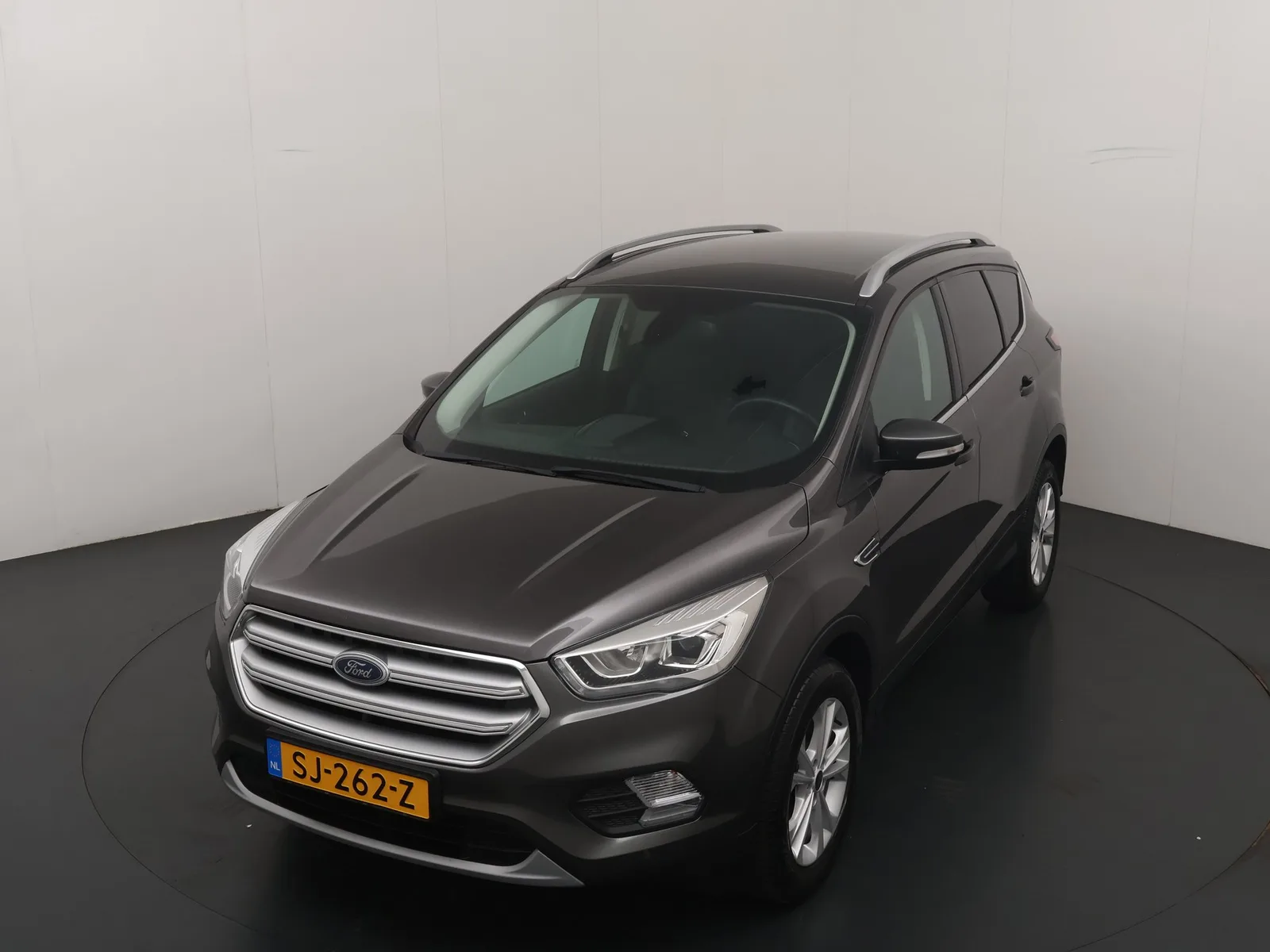 Ford Kuga (2018) — foto 1