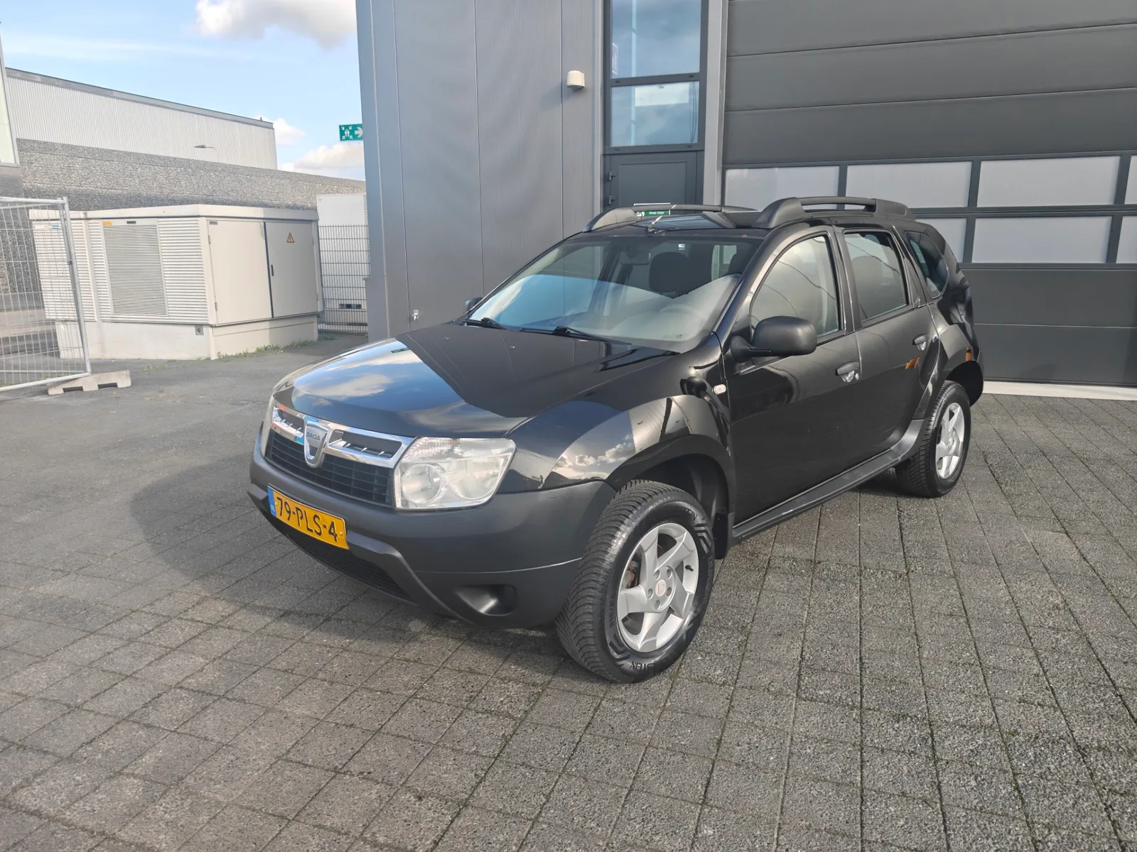 Dacia Duster (2011) — foto 1