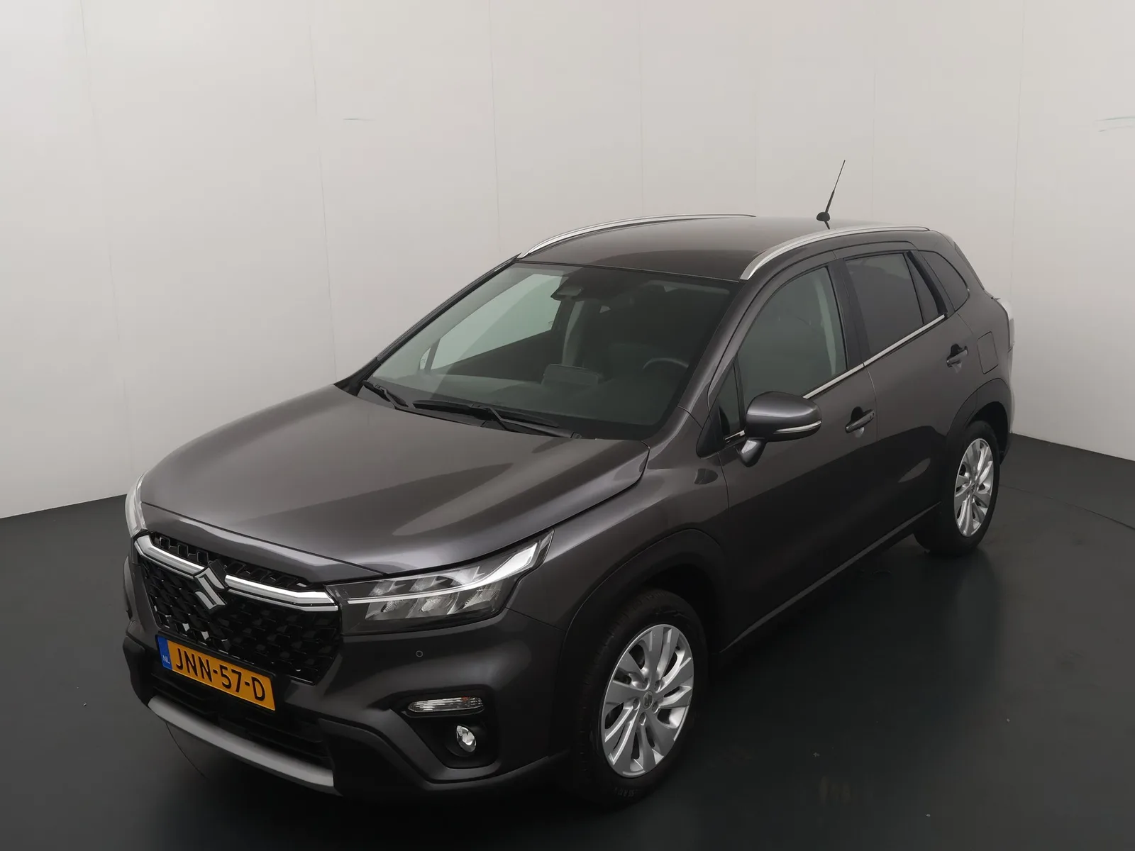 Suzuki S-Cross (2023) — foto 1