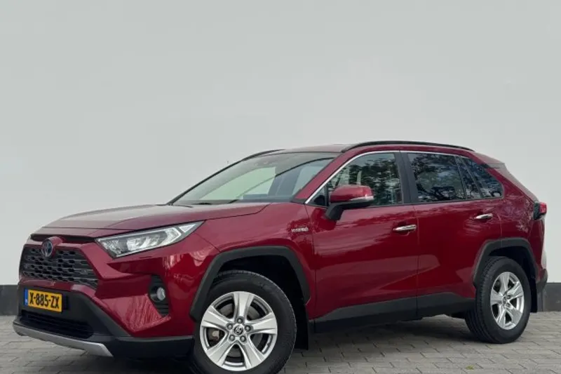 Toyota RAV4 (2021)