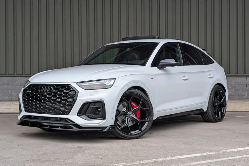 Audi Q5 Sportback (2024)