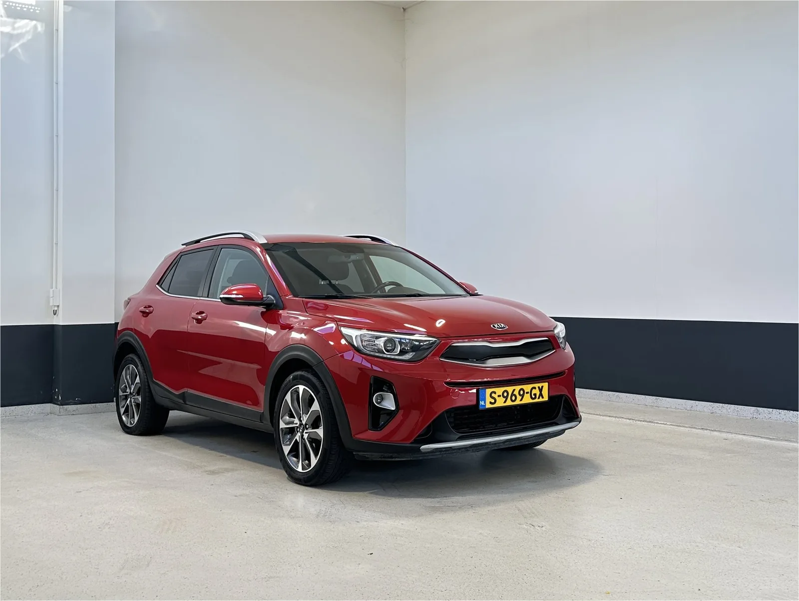 Kia Stonic (2020) — foto 1