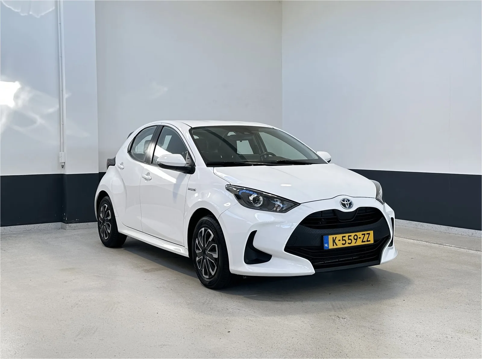 Toyota Yaris (2021) — foto 1