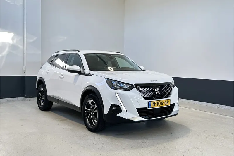 Peugeot 2008 (2021)