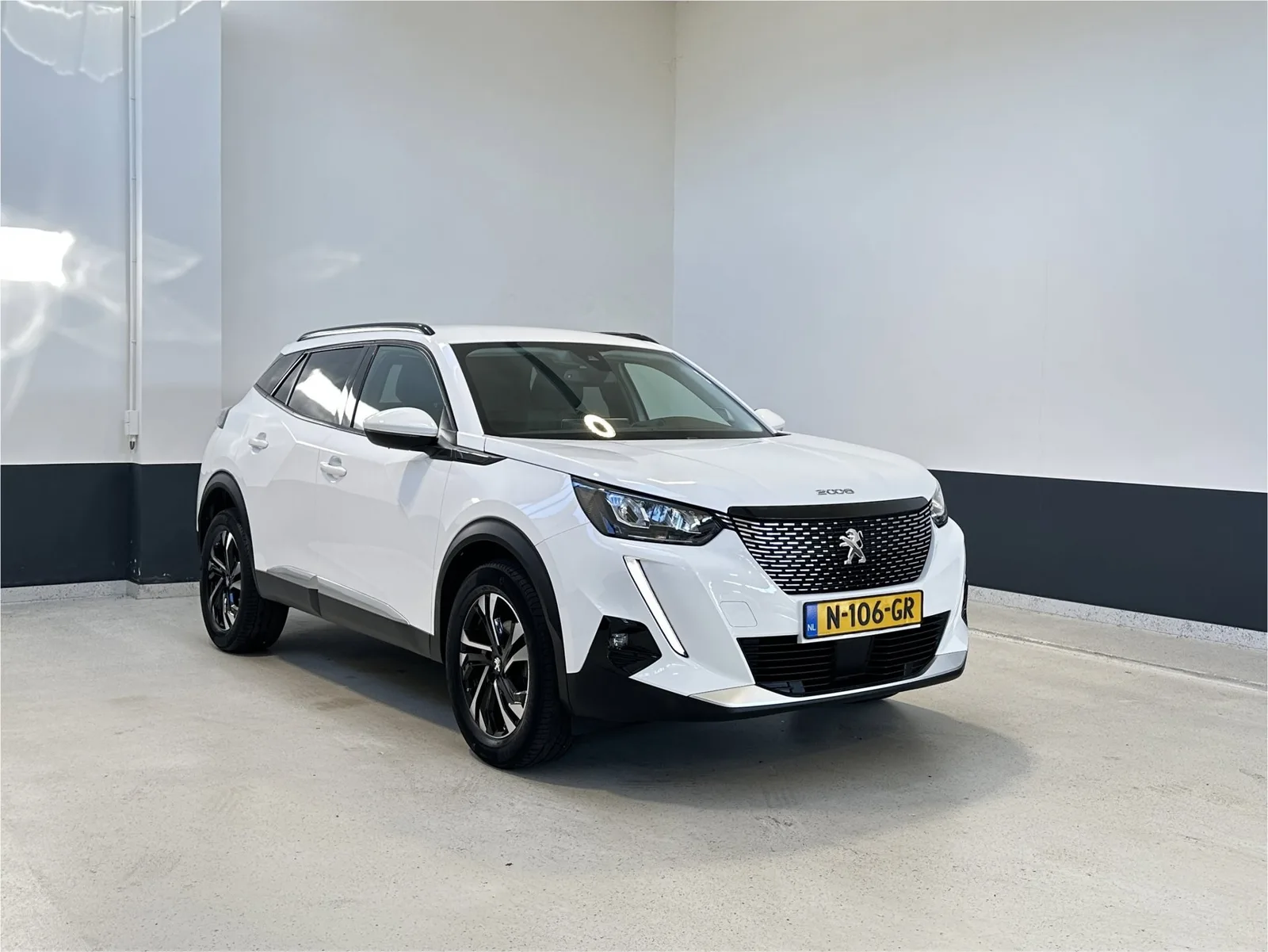 Peugeot 2008 (2021) — foto 1