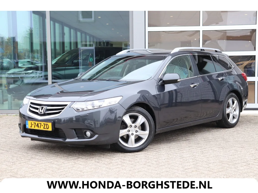 Honda Accord (2014) — foto 1