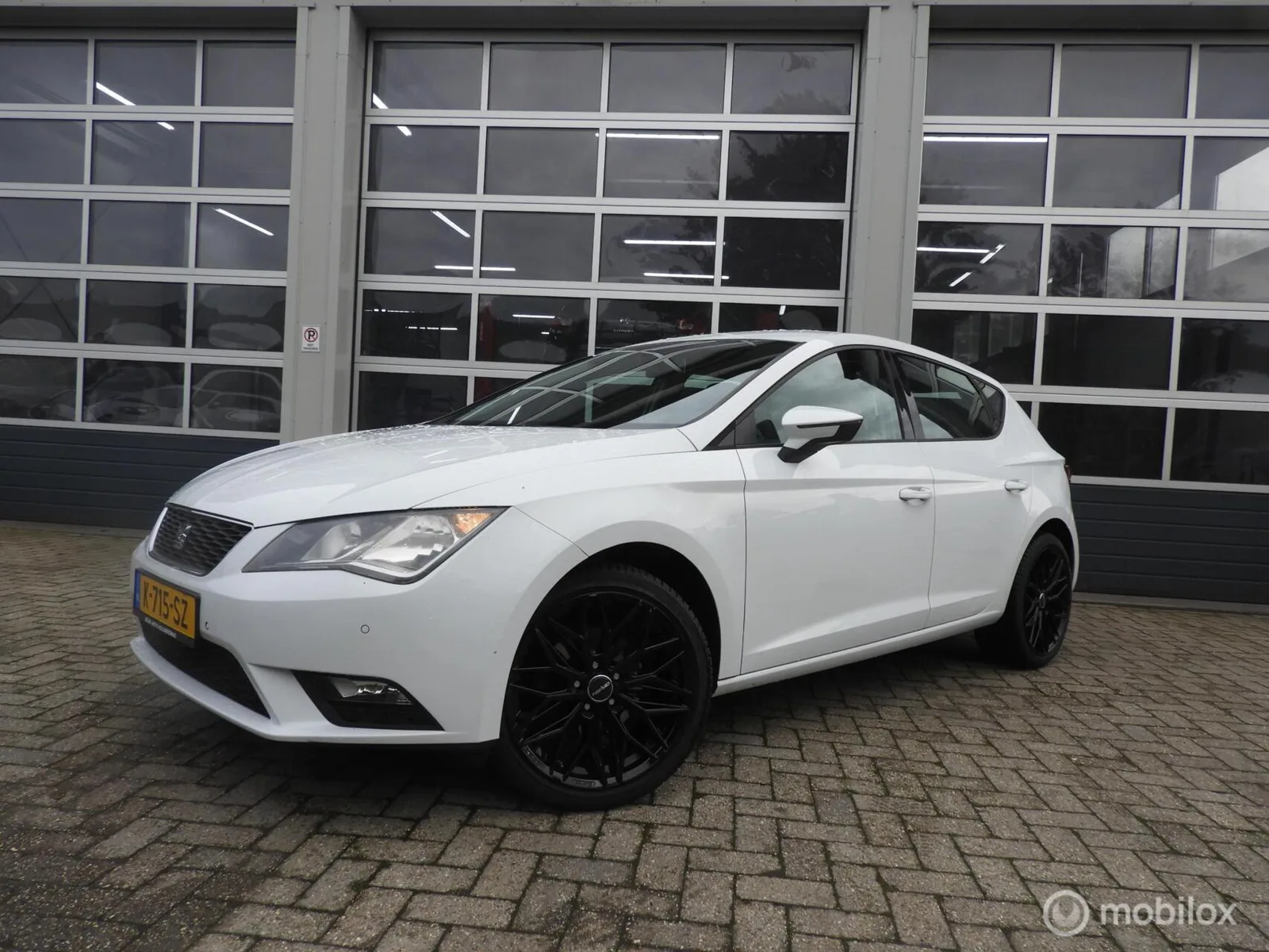 SEAT Leon (2013) — foto 1