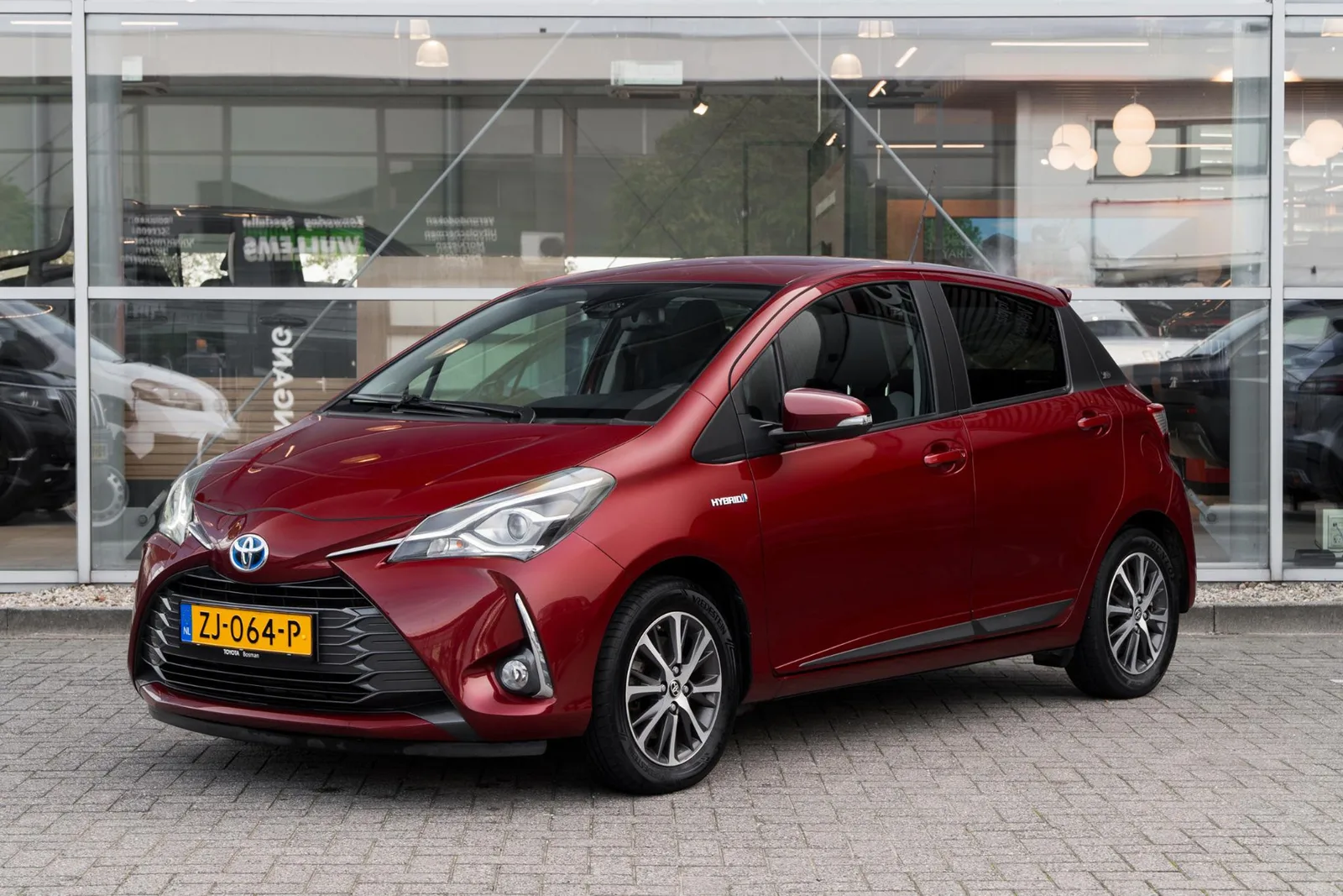 Toyota Yaris (2019) — foto 1