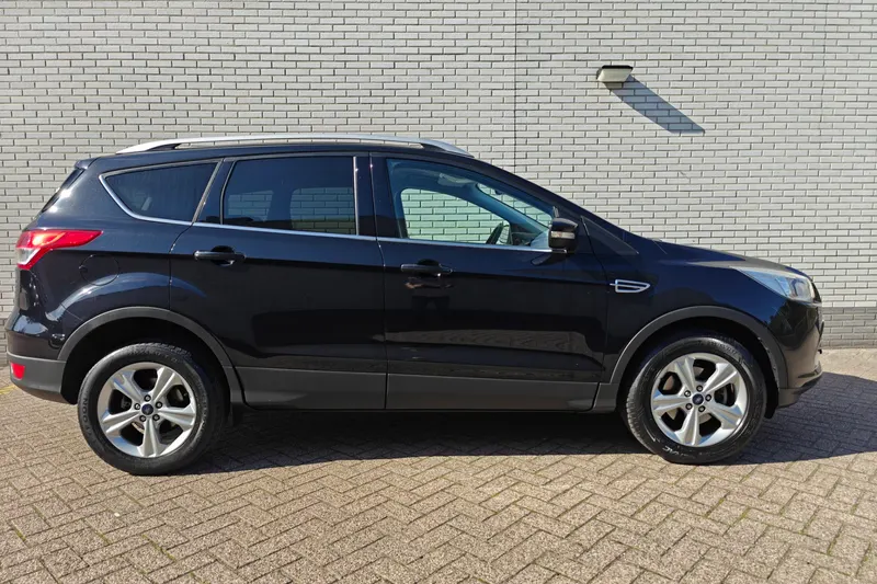 Ford Kuga (2013)