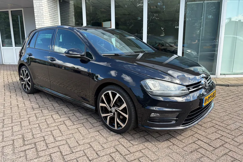 Volkswagen Golf (2014)