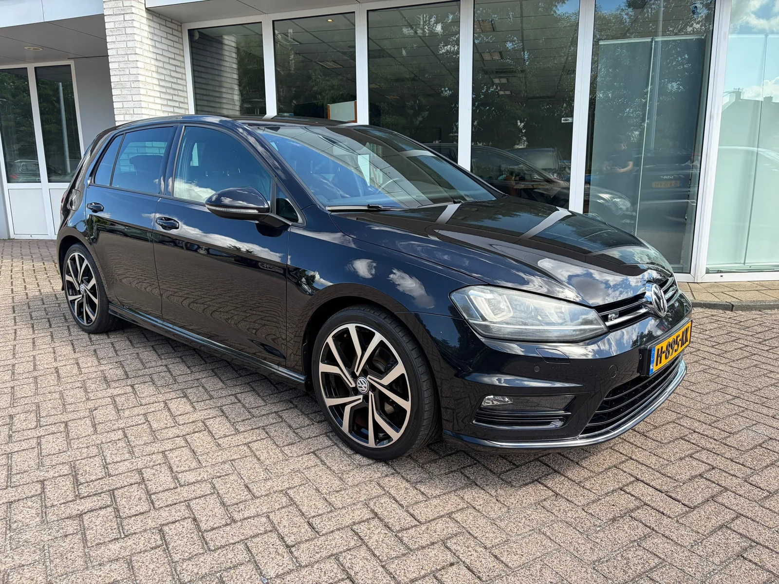 Volkswagen Golf (2014) — foto 1