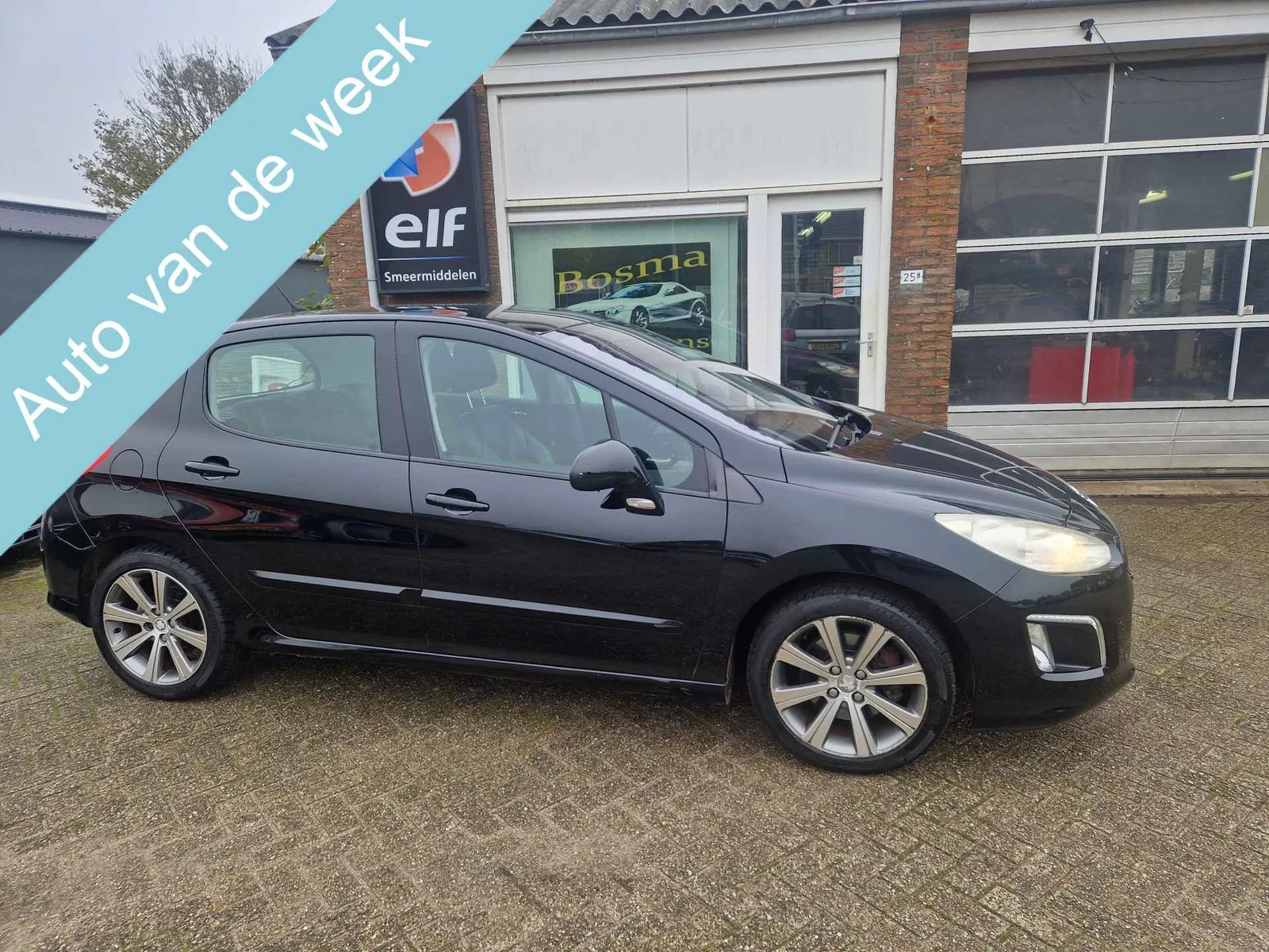 Peugeot 308 (2011) — foto 1