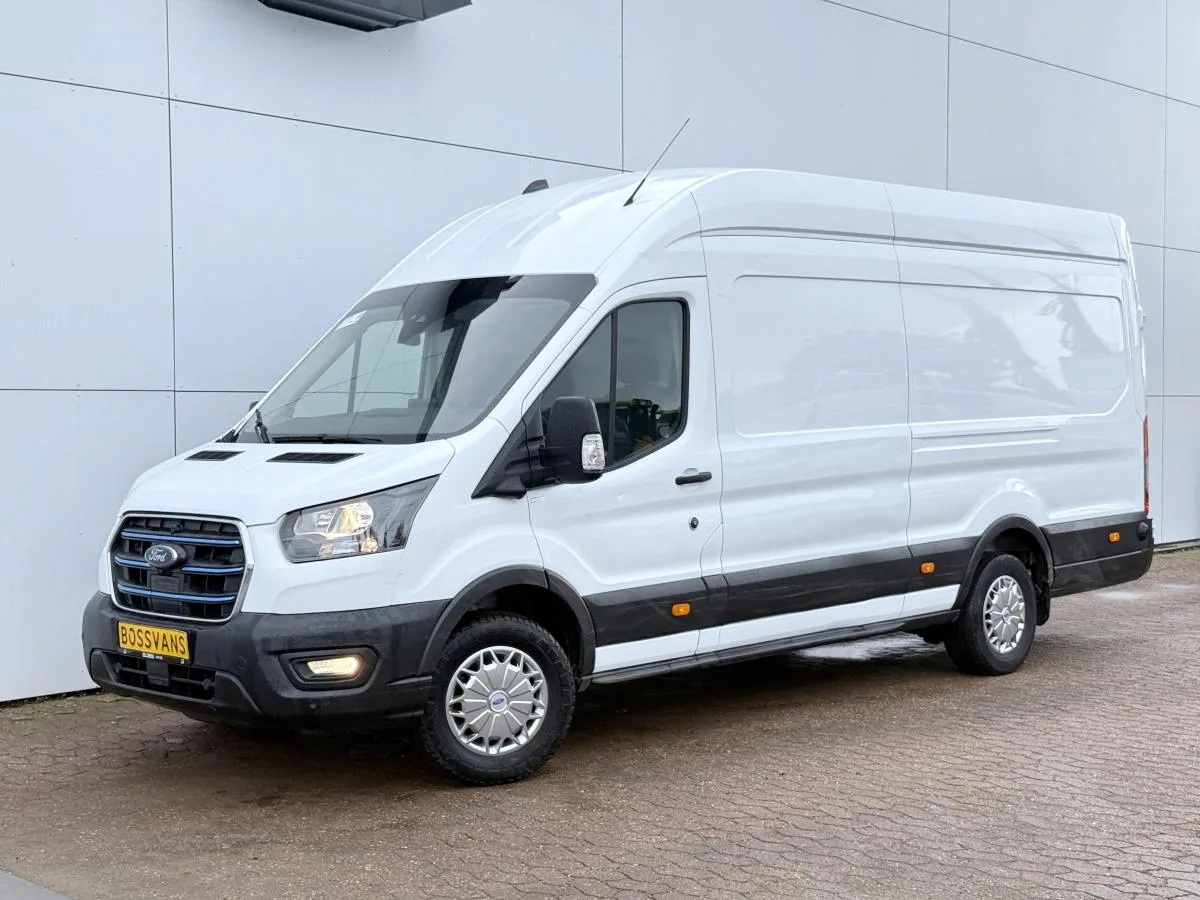 Ford E-Transit (2023) — foto 1