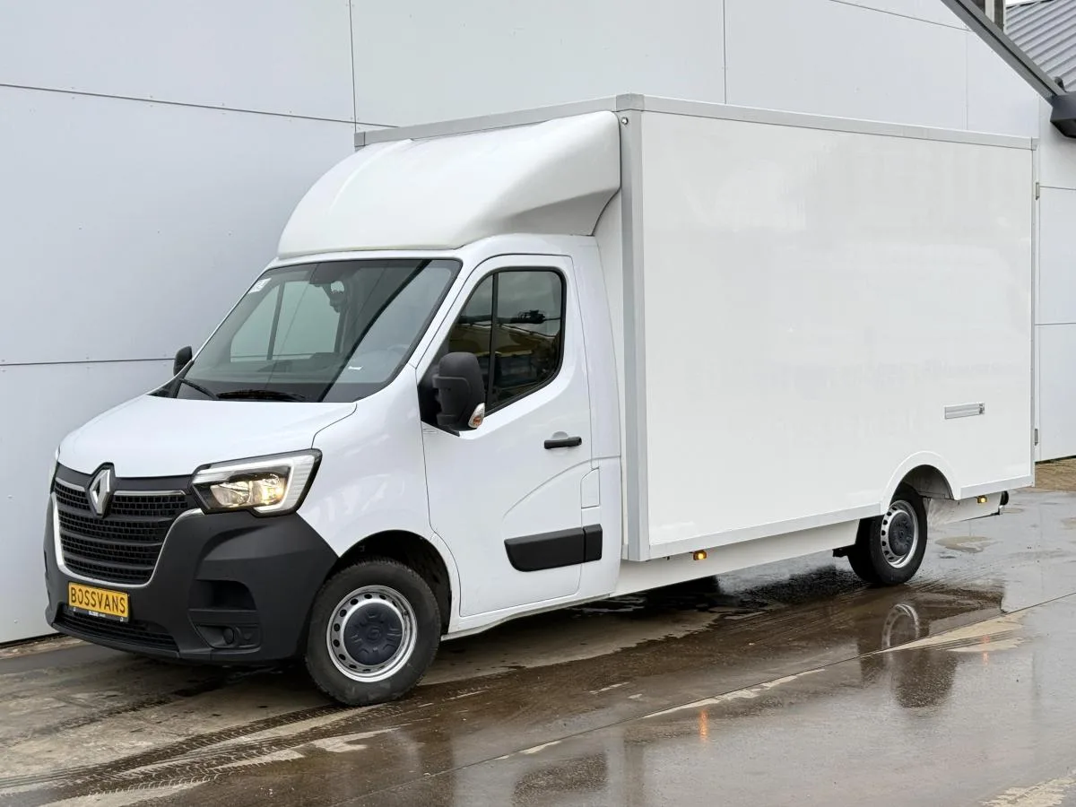 Renault Master (2024) — foto 1