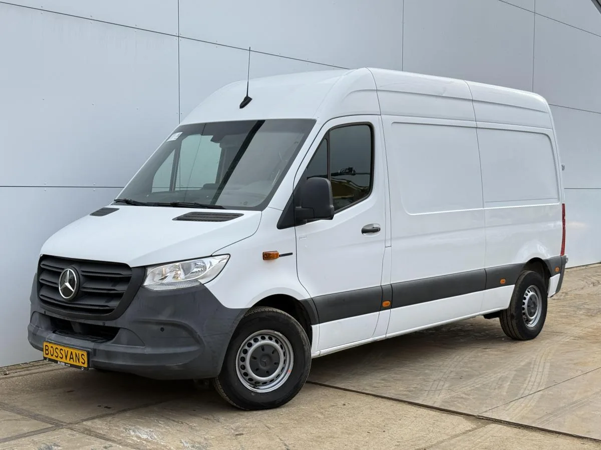 Mercedes-Benz eSprinter (2022) — foto 1