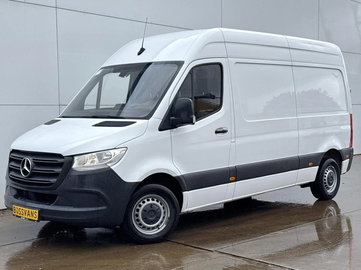 Mercedes-Benz Sprinter (2022) — foto 1