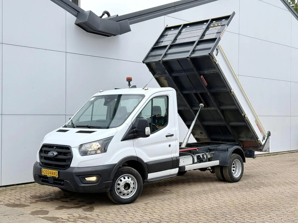 Ford Transit (2024) — foto 1