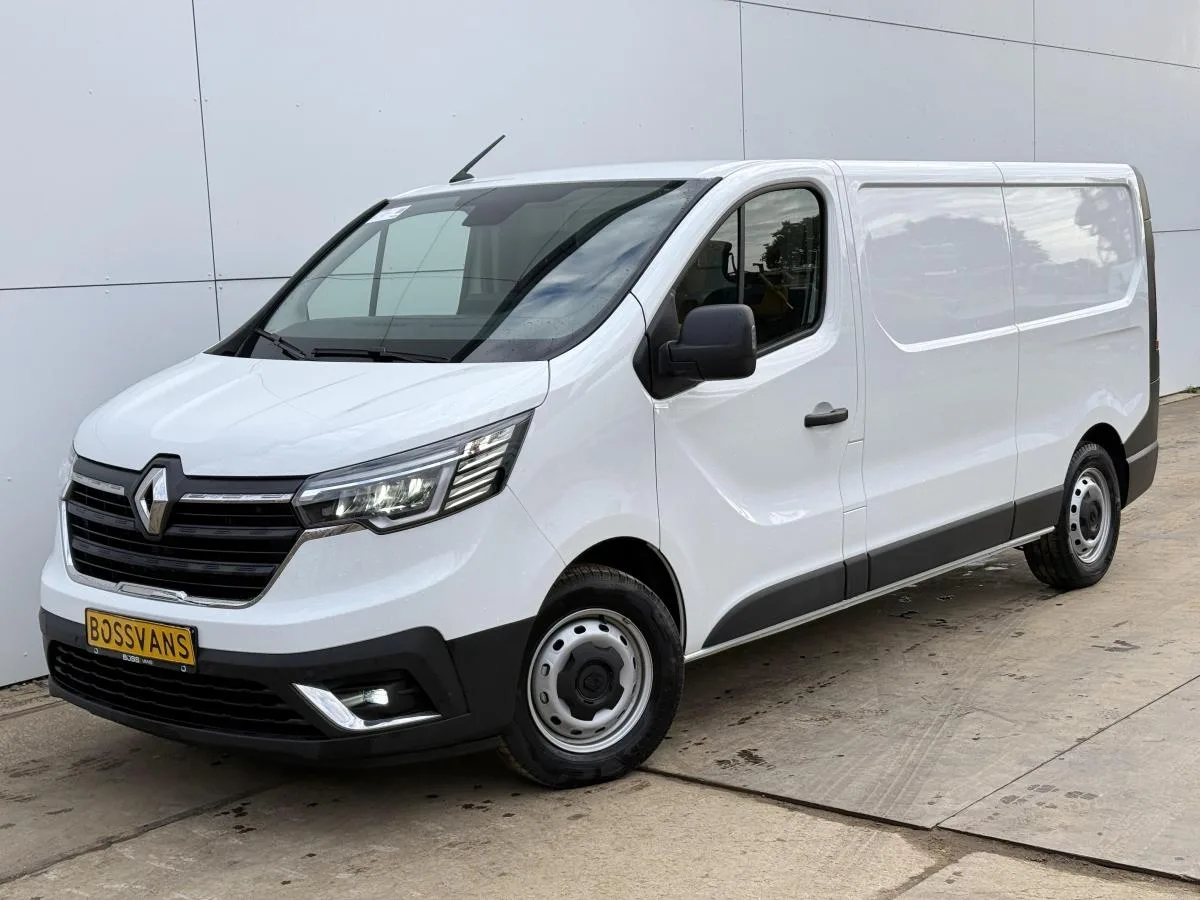 Renault Trafic (2025) — foto 1