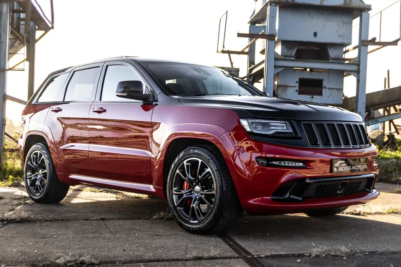 Jeep SRT (2015)