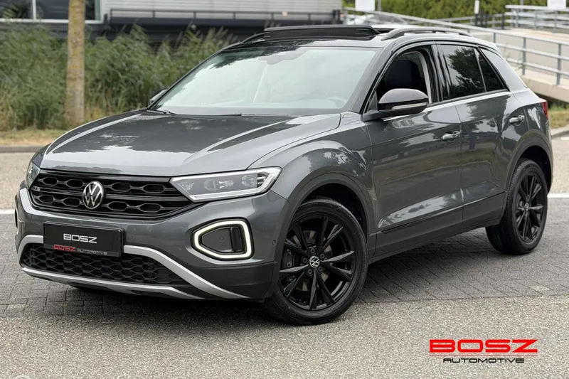 Volkswagen T-Roc (2023)