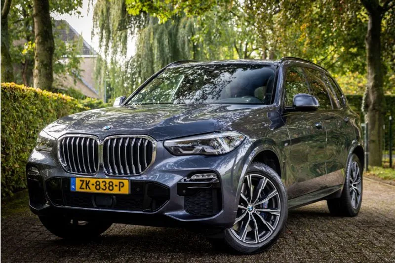 BMW X5 (2019) — foto 1