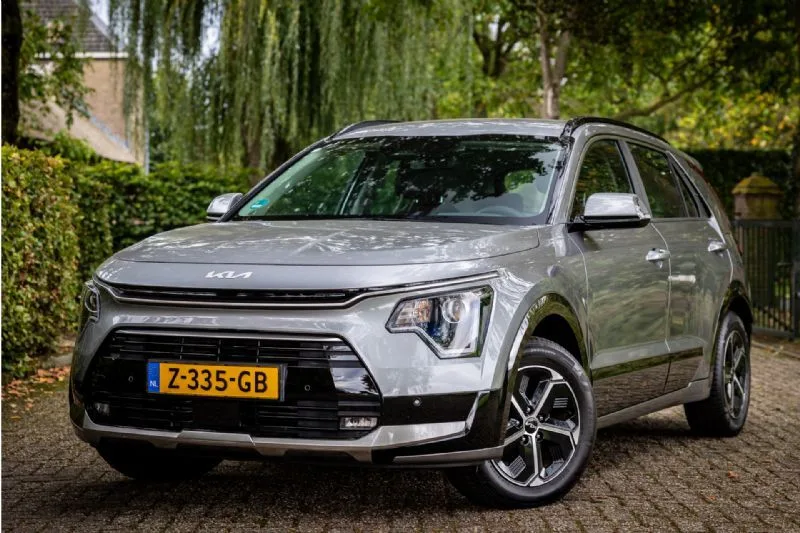 Kia Niro (2024) — foto 1