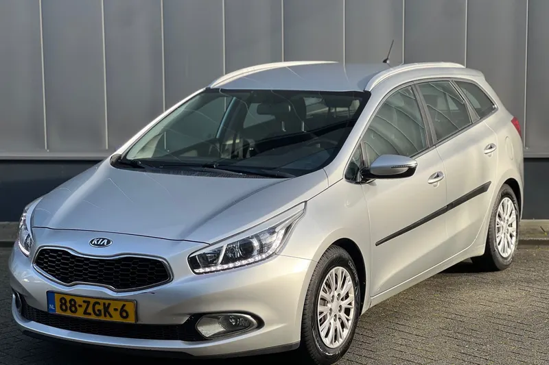 Kia Ceed (2012)