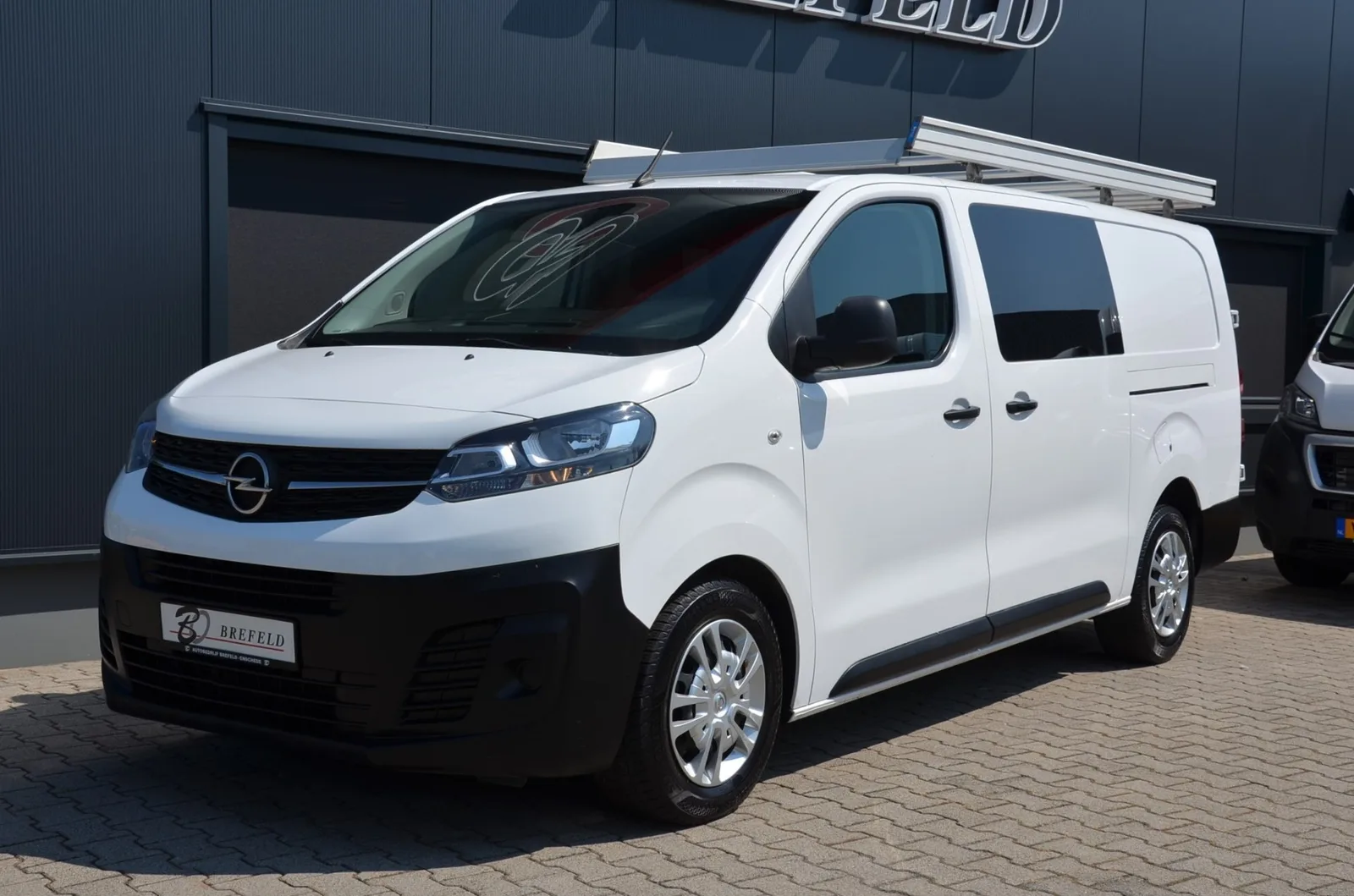 Opel Vivaro (2022) — foto 1