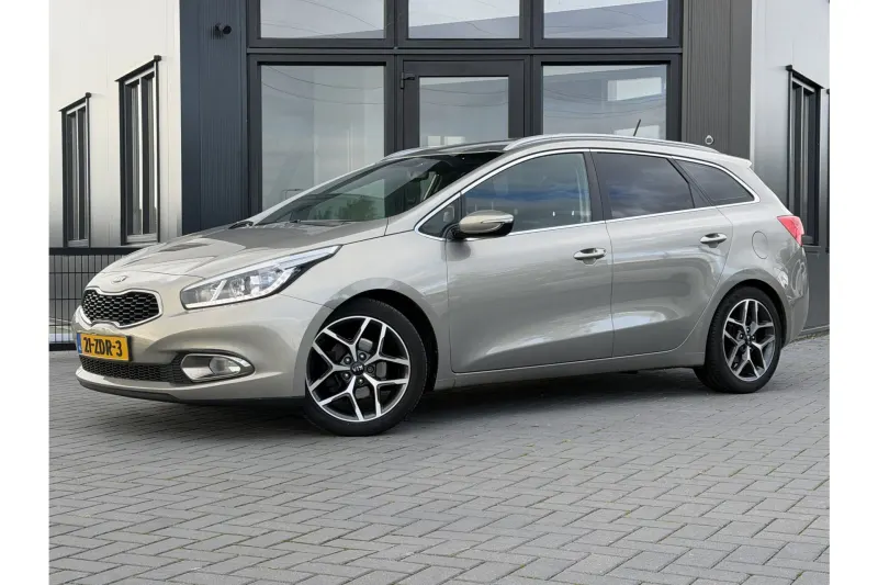 Kia Ceed (2012)