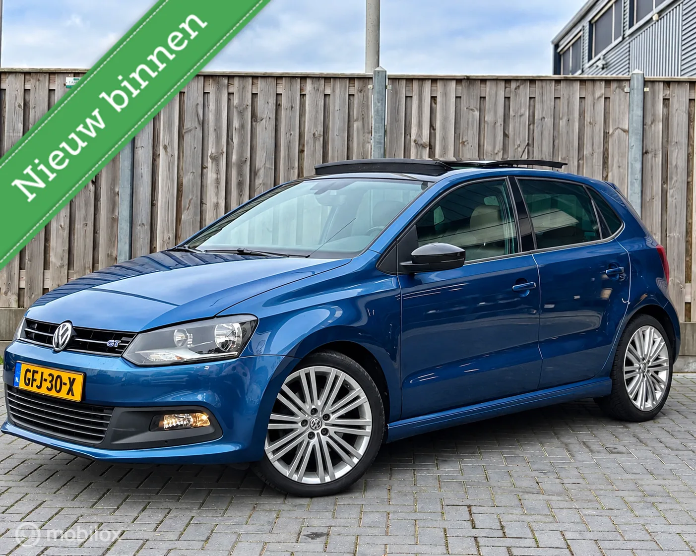 Volkswagen Polo (2014) — foto 1