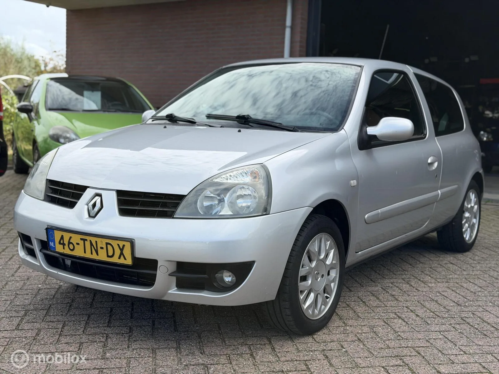 Renault Clio (2006) — foto 1