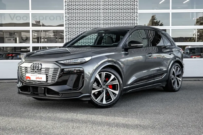 Audi Q6 e-tron (2025)