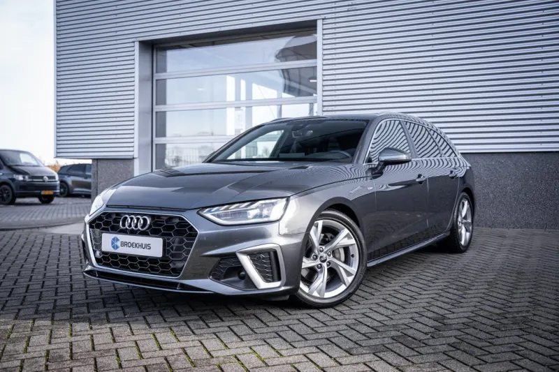 Audi A4 (2022)
