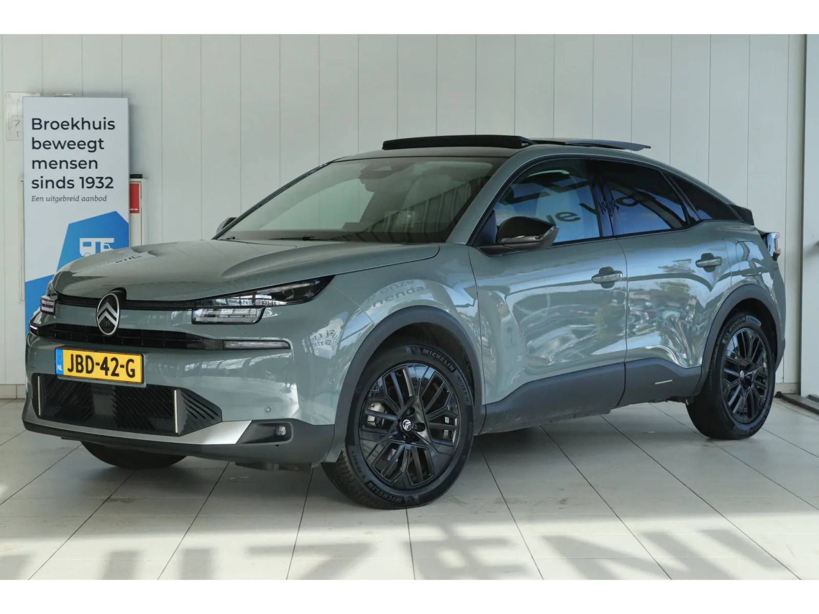 Citroën ë-C4 (2025) — foto 1