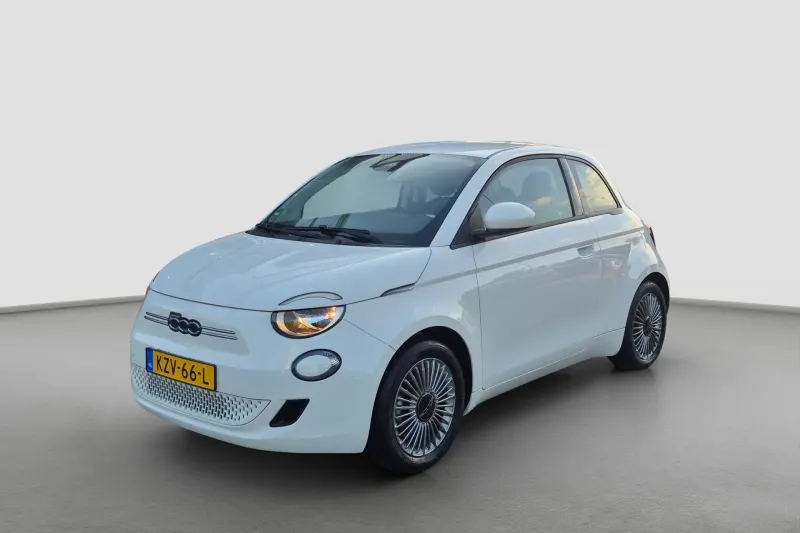 Fiat 500 (2023)