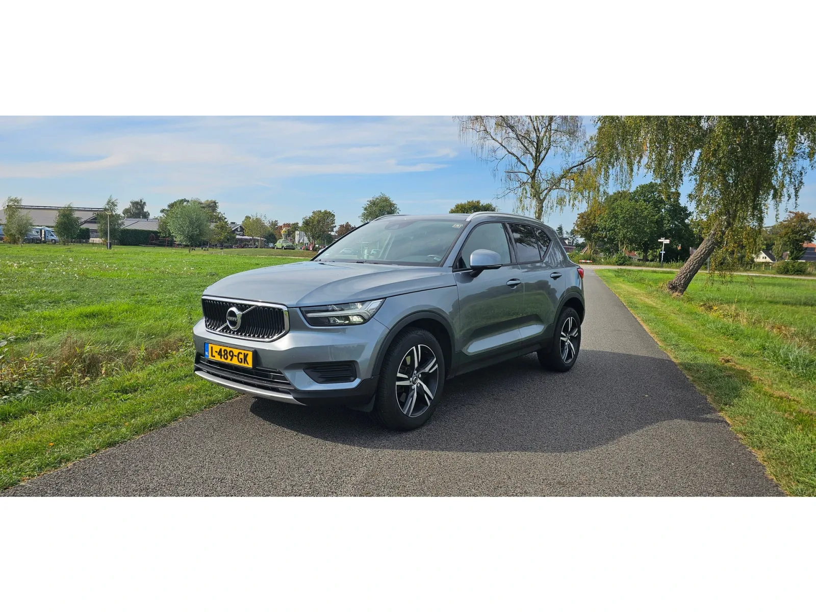 Volvo XC40 (2018) — foto 1