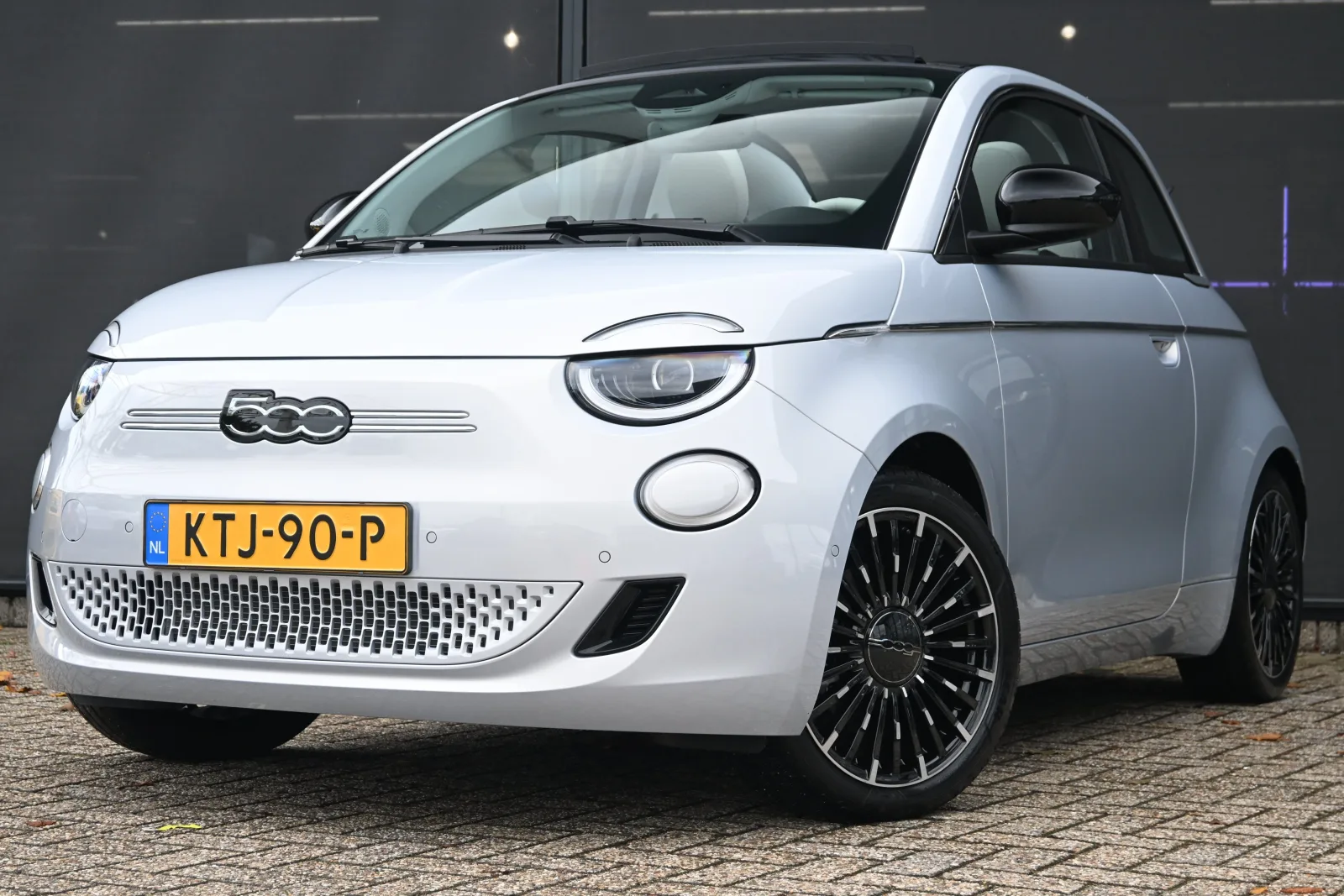 Fiat 500C (2026) — foto 1
