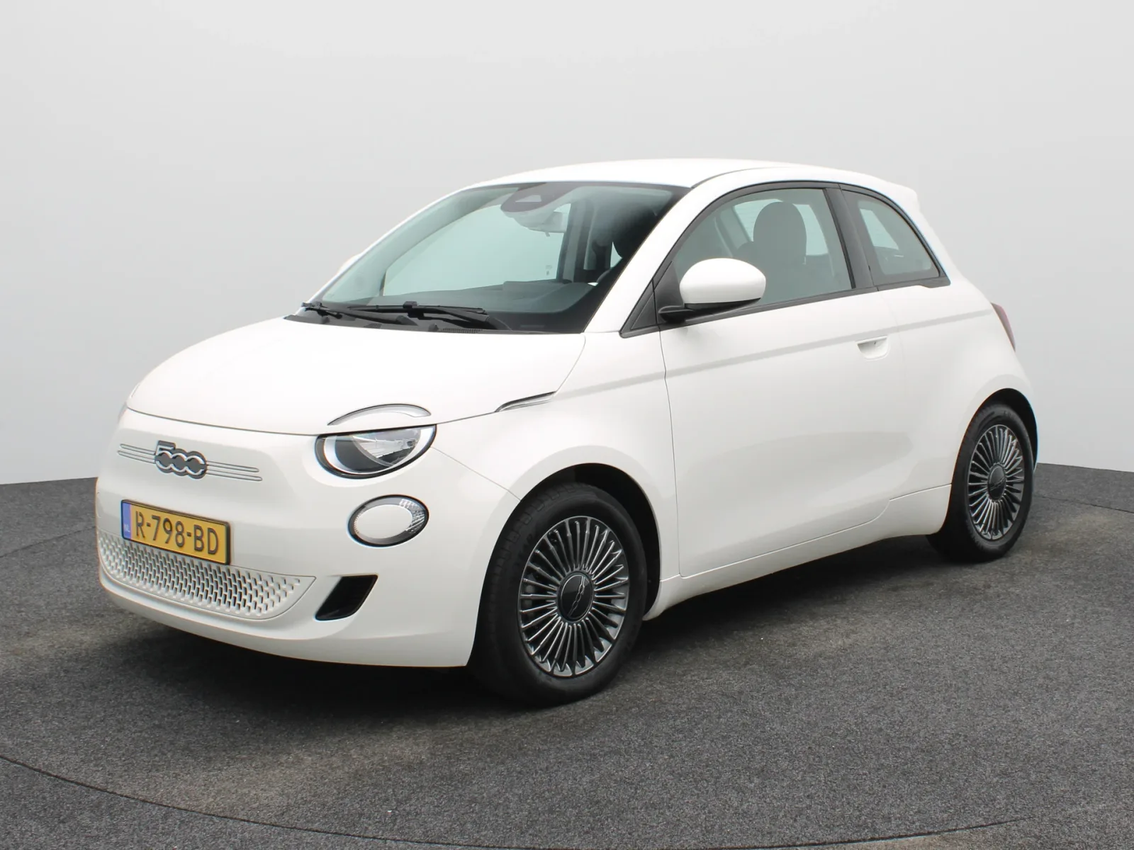 Fiat 500e (2022) — foto 1