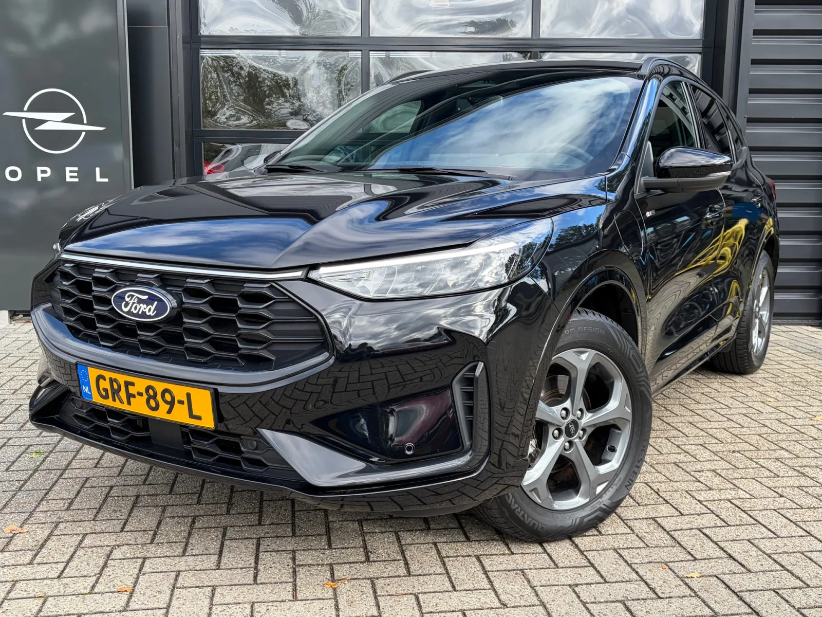 Ford Kuga (2024) — foto 1
