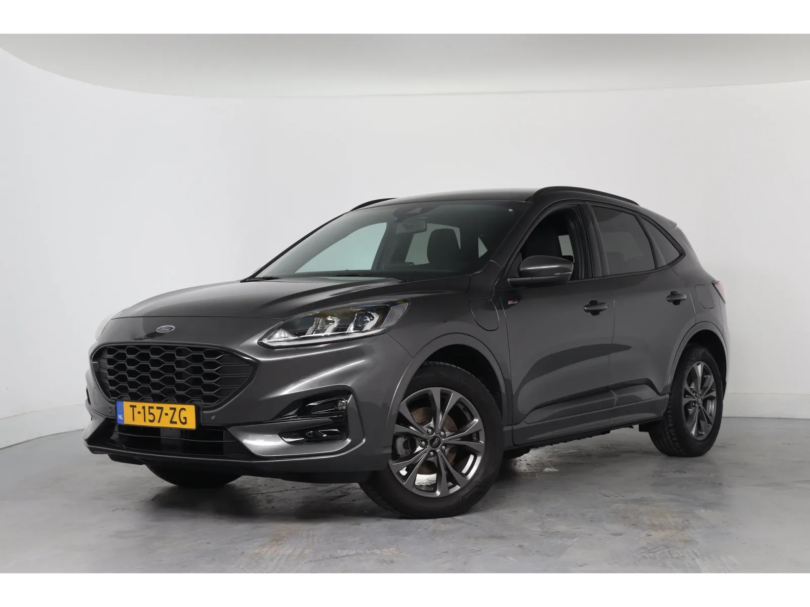 Ford Kuga (2023) — foto 1