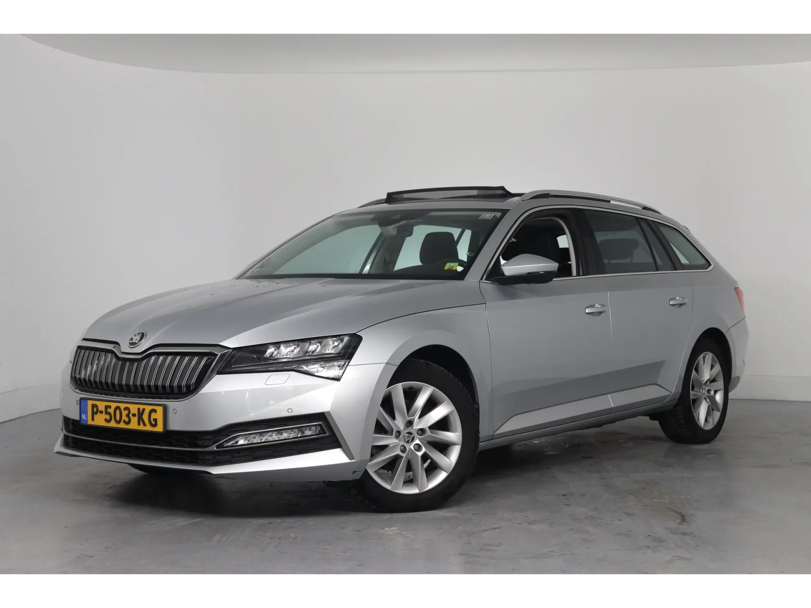 Škoda Superb (2022) — foto 1