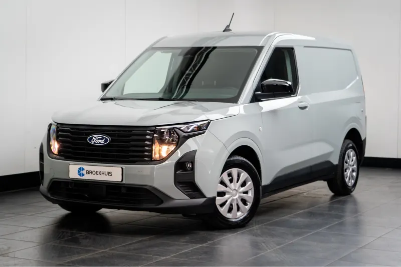 Ford Transit Courier (2024)